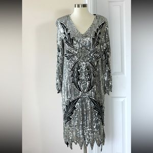 Stunning Roaring 20s Gatsby vintage dress